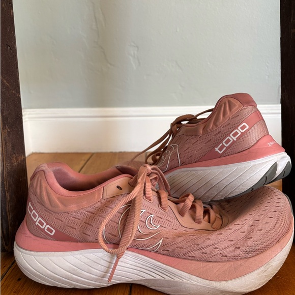 Topo Shoes - Topo Atmos Road-Running Shoes - Women’s 9W